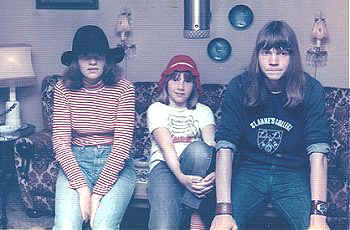 Dorthe, Trine og Sren hjemme (ca. 1976)